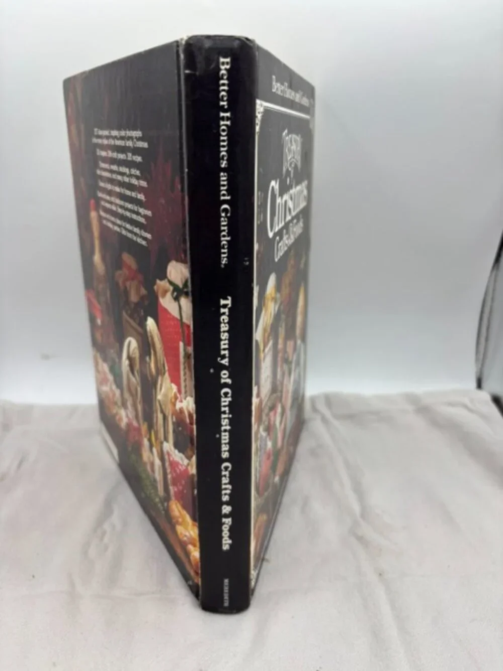 Better Homes and Gardens Treasury of Crafts & Foods 1980 Cookbook